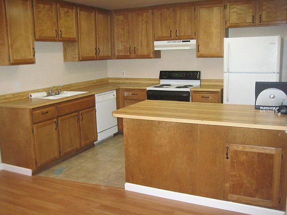 3rd image of 5409 Allan Ct
