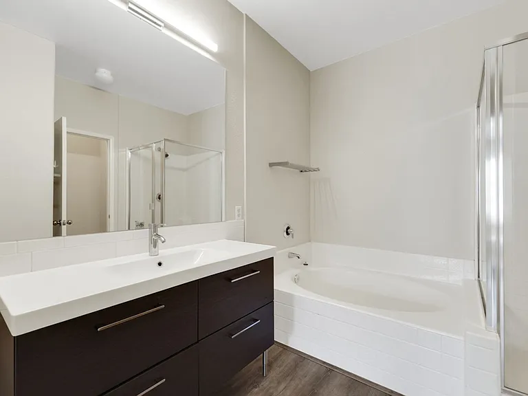 721 Peachy Canyon Cir #203 — Photo 14