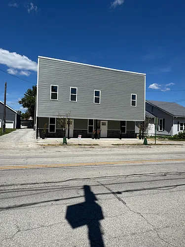 214-216 W Main St #214.5 Photo 1