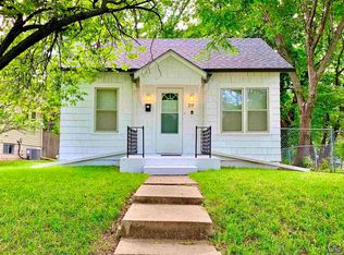 219 SW Jewell Ave, Topeka, KS 66606