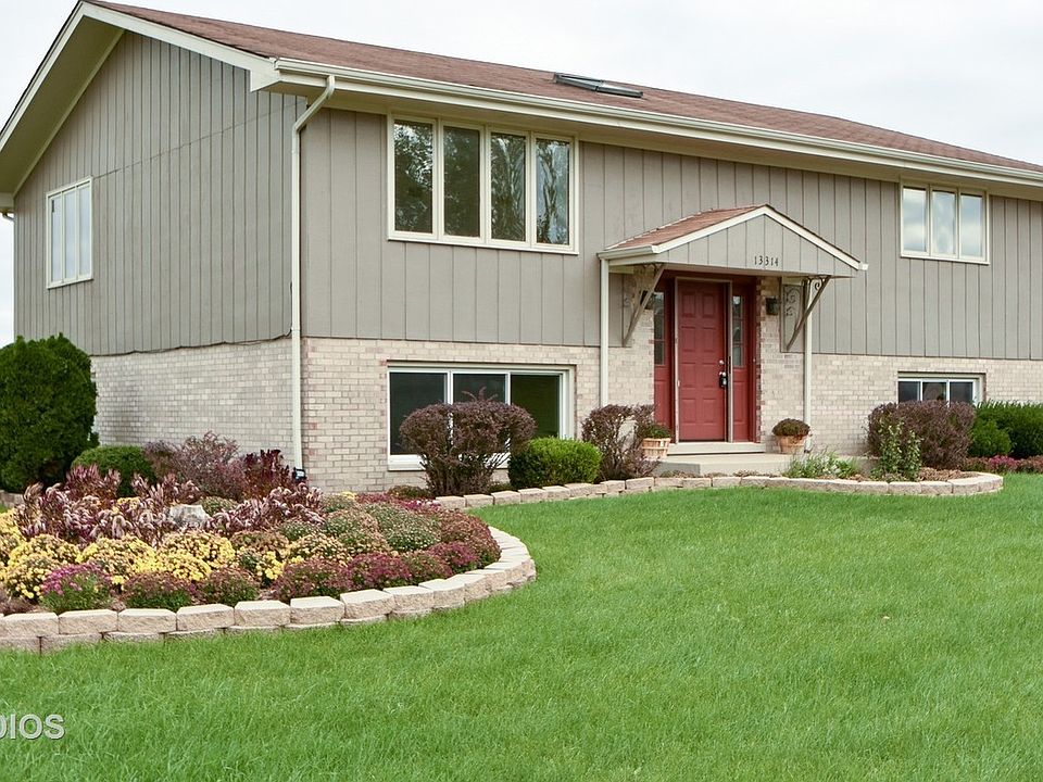 1st image of 13314 Woodland Dr