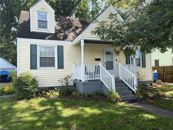 1104 Wright Ave, Chesapeake, VA 23324