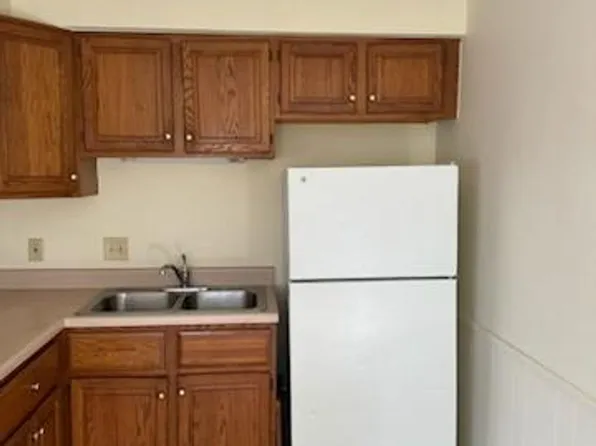 3328, 3328 W 29th St APT 5, Davenport, IA 52804