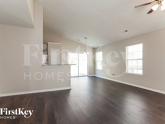 4th image of 12023 Stewarts Crossing Dr