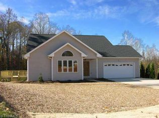 84 Wellesley Pl, Clemmons, NC 27012