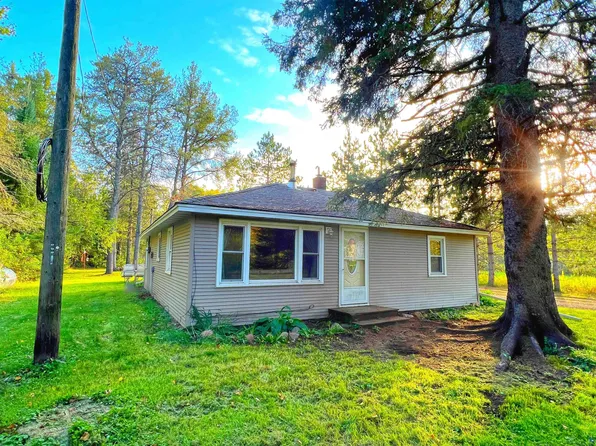 2714 Moorhead Rd, Cloquet, MN 55720