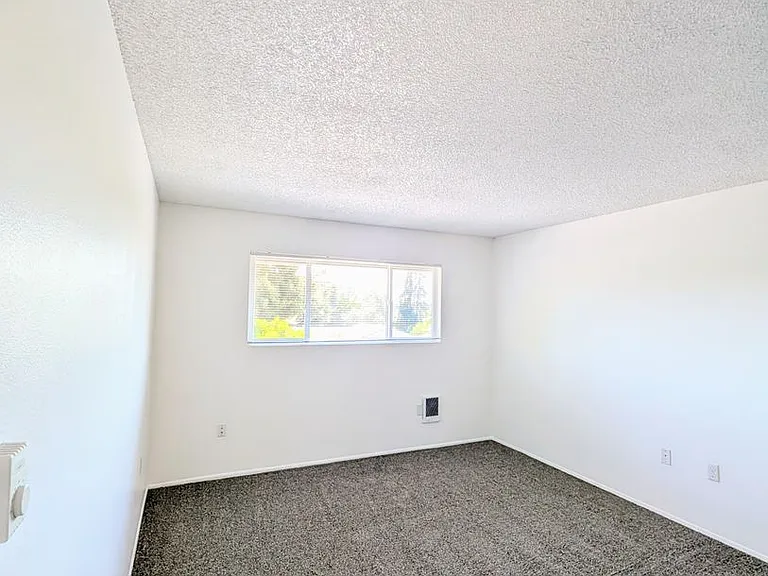 Kingcity Apartments — Photo 100