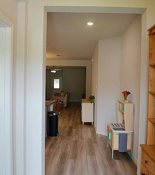 4431 Allison Dr — Photo 3