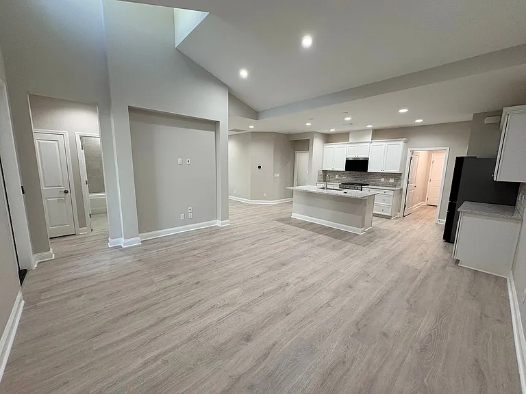 61 Tropics Ave #1 — Photo 6