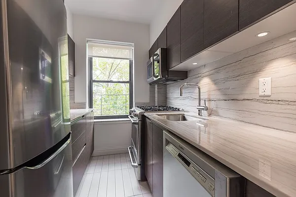 Rented by Stonehenge NYC LLC | media 4