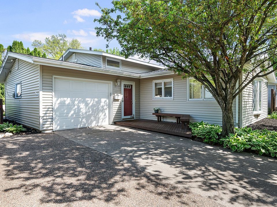 1st image of 1511 Parklane Dr