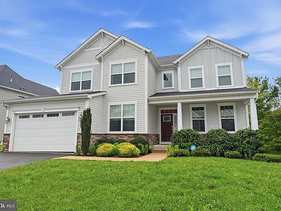 2nd image of 112 Derby Ln
