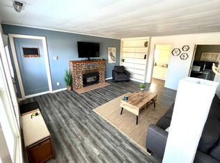 945 SW Mark St UNIT B, Newport, OR 97365