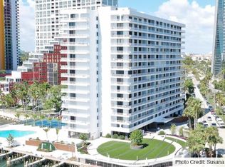 200 SE 15th Rd APT 4E, Miami, FL 33129