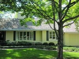 6940 Belinder Ave, Mission Hills, KS 66208