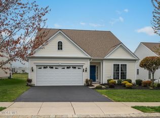 4 Ascot Ln, Manchester, NJ 08759