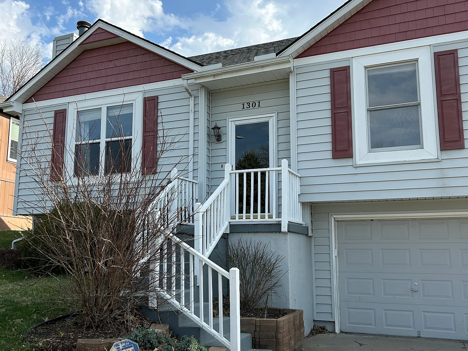 3 bed, 2.5 bath, 1686 sqft, $3,200 — Photo 2