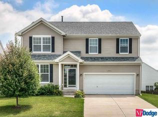 7509 N 108th St, Omaha, NE 68142