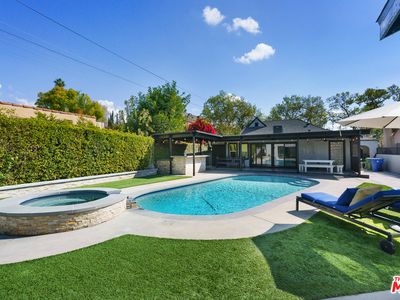 753 N Las Palmas Ave, Los Angeles, CA, 90038