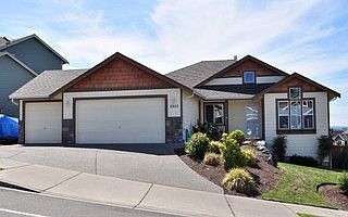 1st image of 5900 45th Pl NE