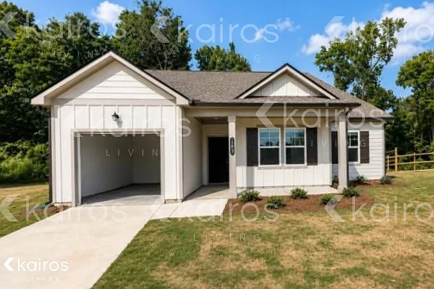132 Silver Maple Ln — Photo 1