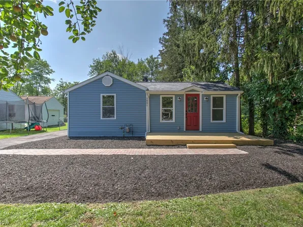 1091 Lloyd Ave, Aurora, OH 44202