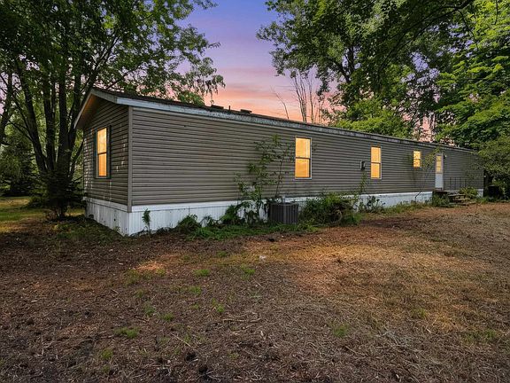 2nd image of W2885 Spitzmacher Rd