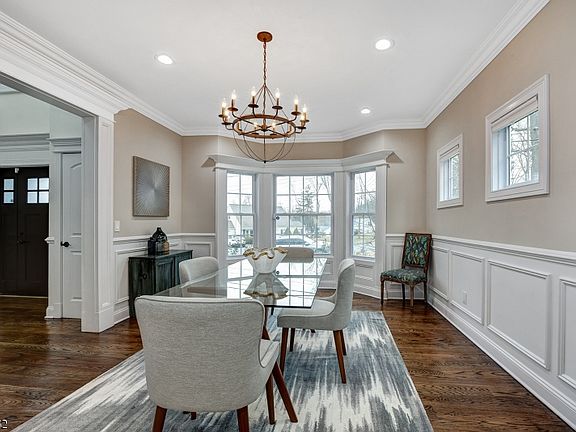 4th image of 73 Fellswood Dr