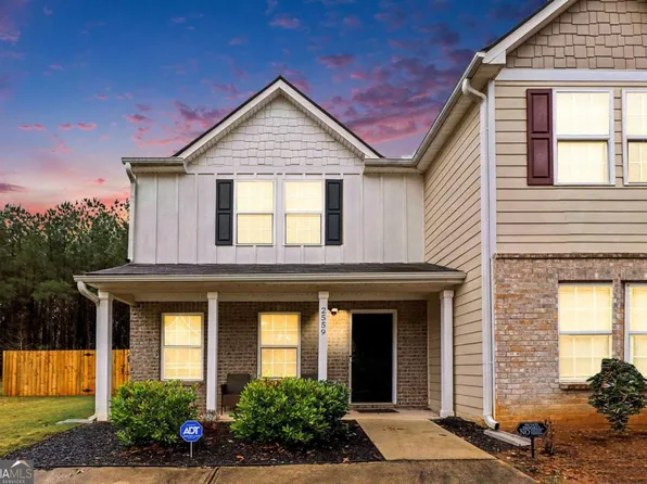 2559 Piering Dr, Lithonia, GA 30038