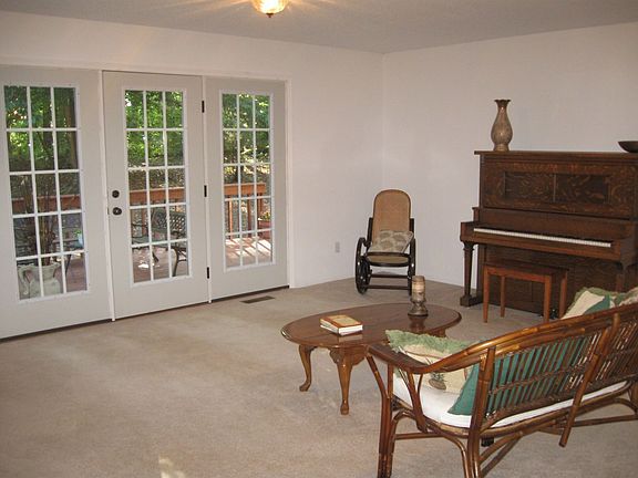 5th image of 3901 Leeward Ln