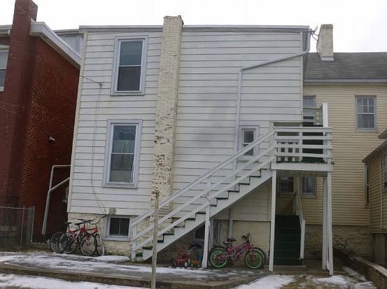 2nd image of 263 E King St