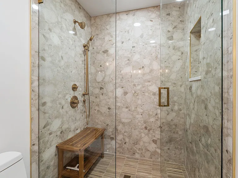 150 Old Meadow Way — Photo 46