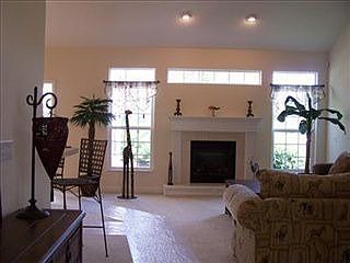 3rd image of 14338 Glenbrook Dr