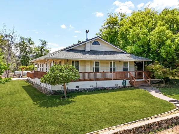 201 S Fairchild St, Yreka, CA 96097