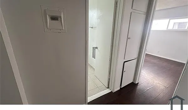 1 bed, 1050 sqft, $2,200 — Photo 2