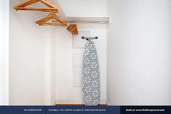 Rented by The Blueground | media 116