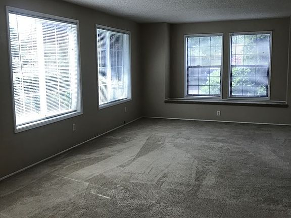 2nd image of 15508 SE 19th Cir