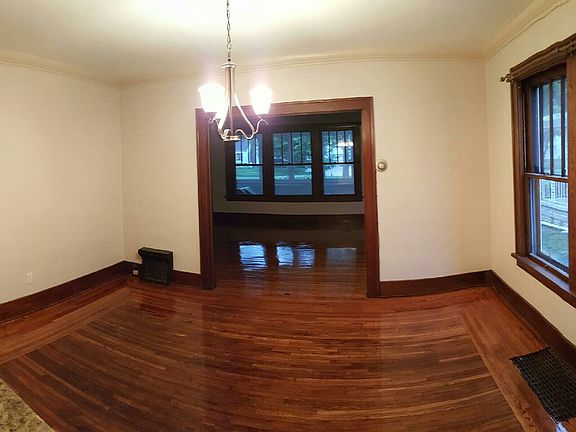 5th image of 1320 McPherson Blvd