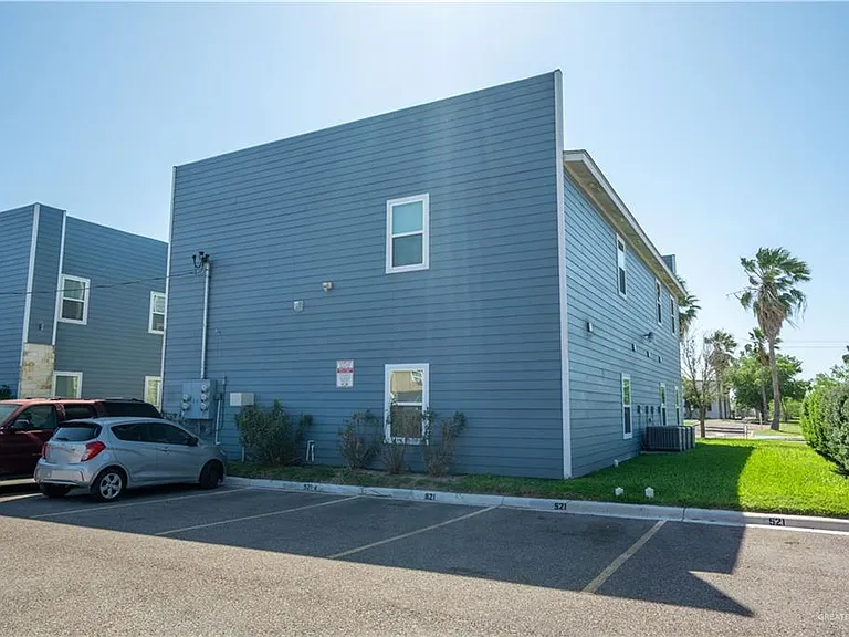 521 N Cynthia St #2 — Photo 15