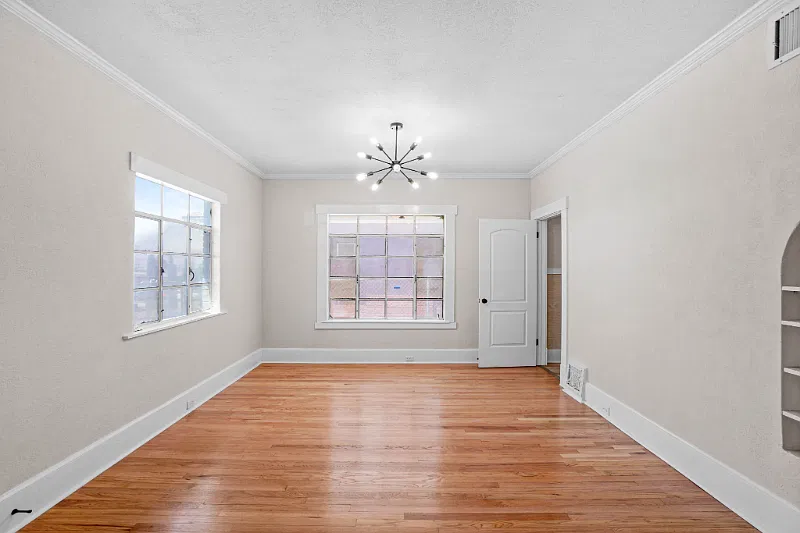 3 bed, 1363 sqft, $1,580 — Photo 2
