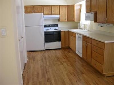5th image of 710 S Miller Ave