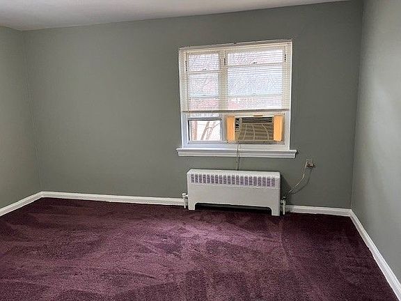 3rd image of 460 Clubway APT 47