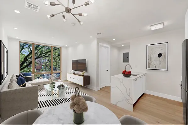 Rented by Oxford Property Group | media 5