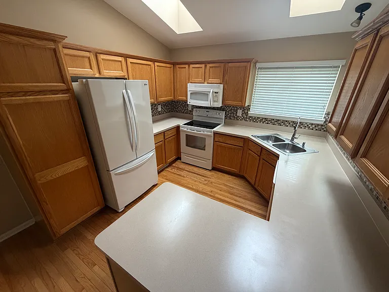 5626 Victory Cir — Photo 18