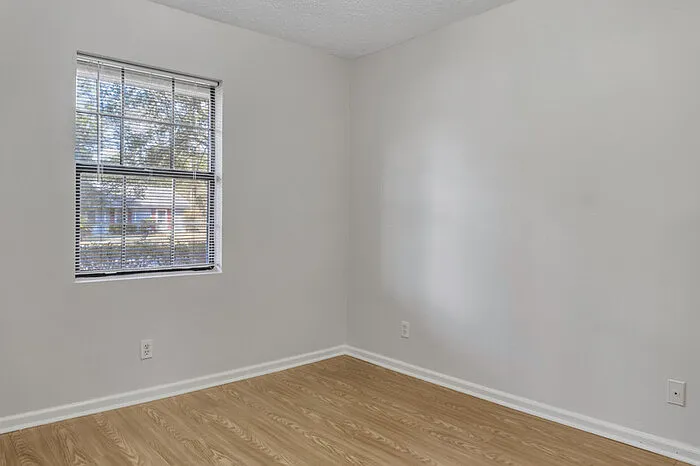 207 Whittington Dr — Photo 9