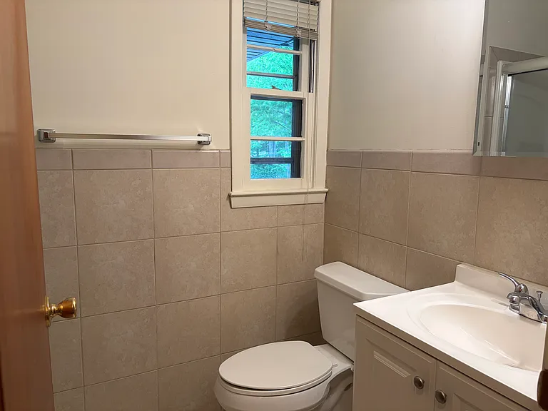 888 Main St #2-F — Photo 10