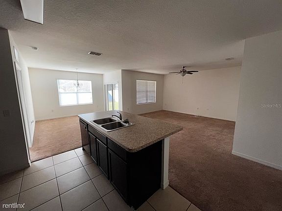 5th image of 342 Admiralty Ct