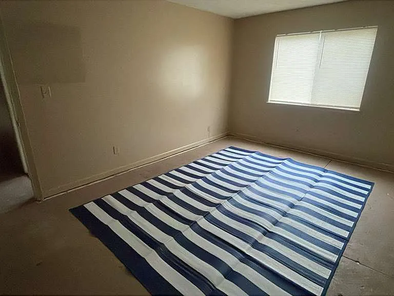 1505 Camelot Dr #1505 — Photo 12