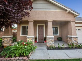 29977 Fox Creek Dr, Menifee, CA 92586