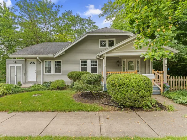 215 Parkway St, Niles, MI 49120